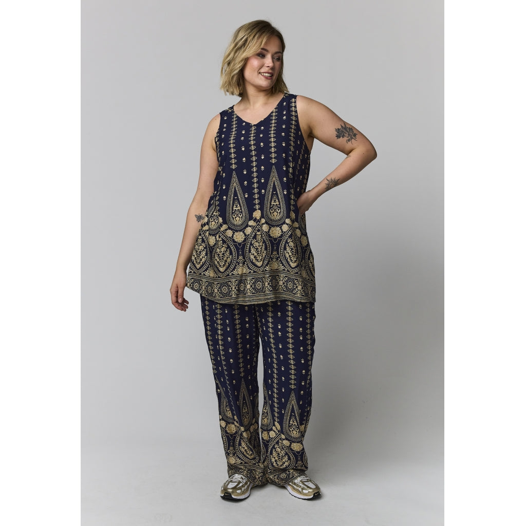 Gozzip Woman GBeata Top Top Blue board print
