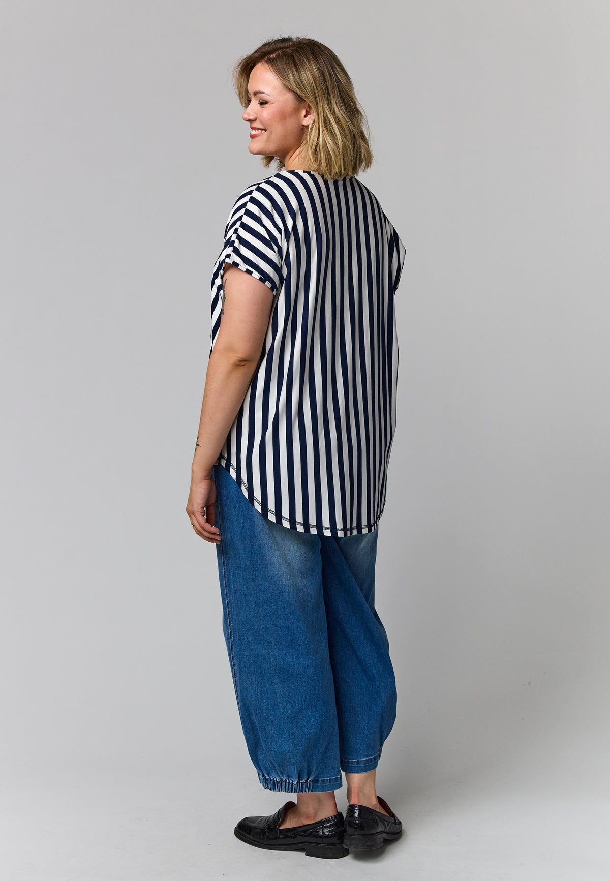 Gozzip Woman GGitte T-shirt striped T-Shirt Blue/Off-White Strip