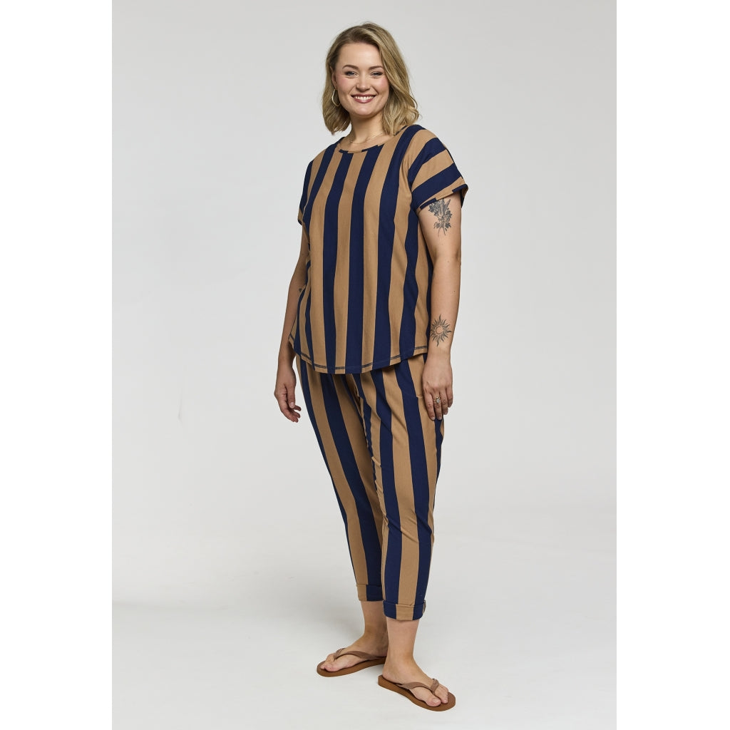 Gozzip Woman GGitte T-shirt striped T-Shirt Navy/Sand stripe