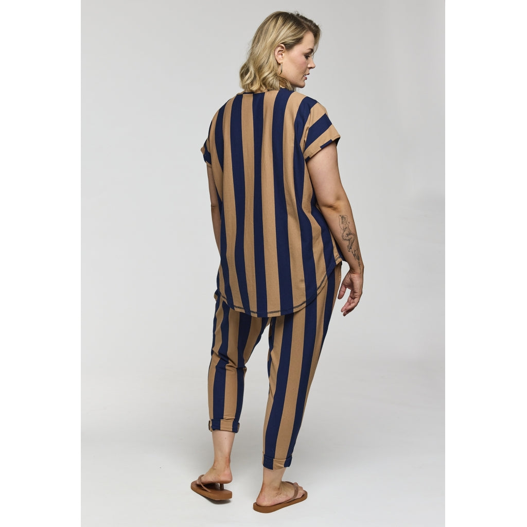 Gozzip Woman GGitte T-shirt striped T-Shirt Navy/Sand stripe