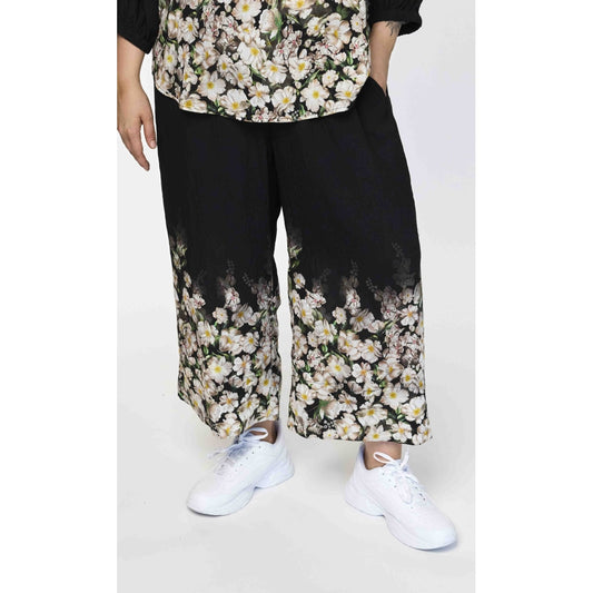Gozzip Woman GKarina Loose 3/4 pants 3/4 Loose Pant Black