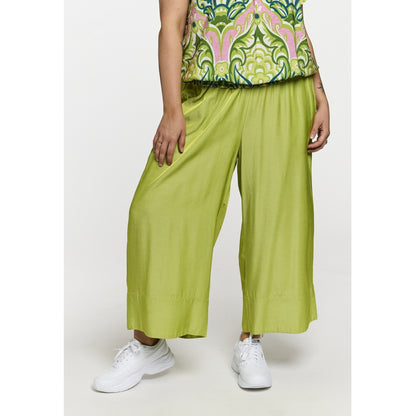 Gozzip Woman GKarina Loose 3/4 pants 3/4 Loose Pant Lime Green
