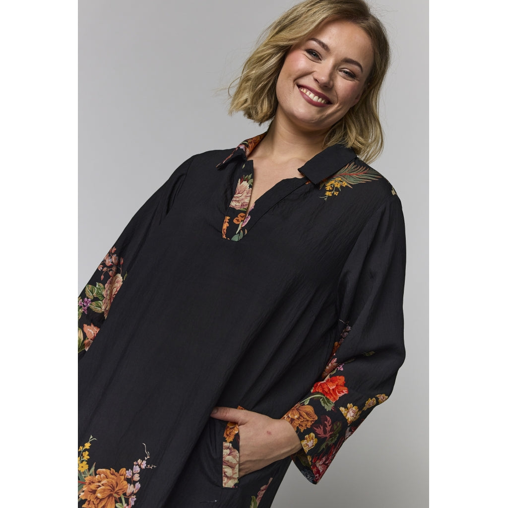 Gozzip Woman GMichelle Tunic Tunic Black with rose fall board