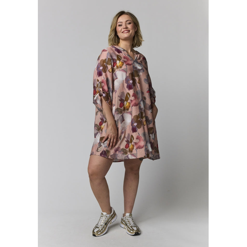 Gozzip Woman GSkuld Tunic Tunic Dusty rose with large flowers